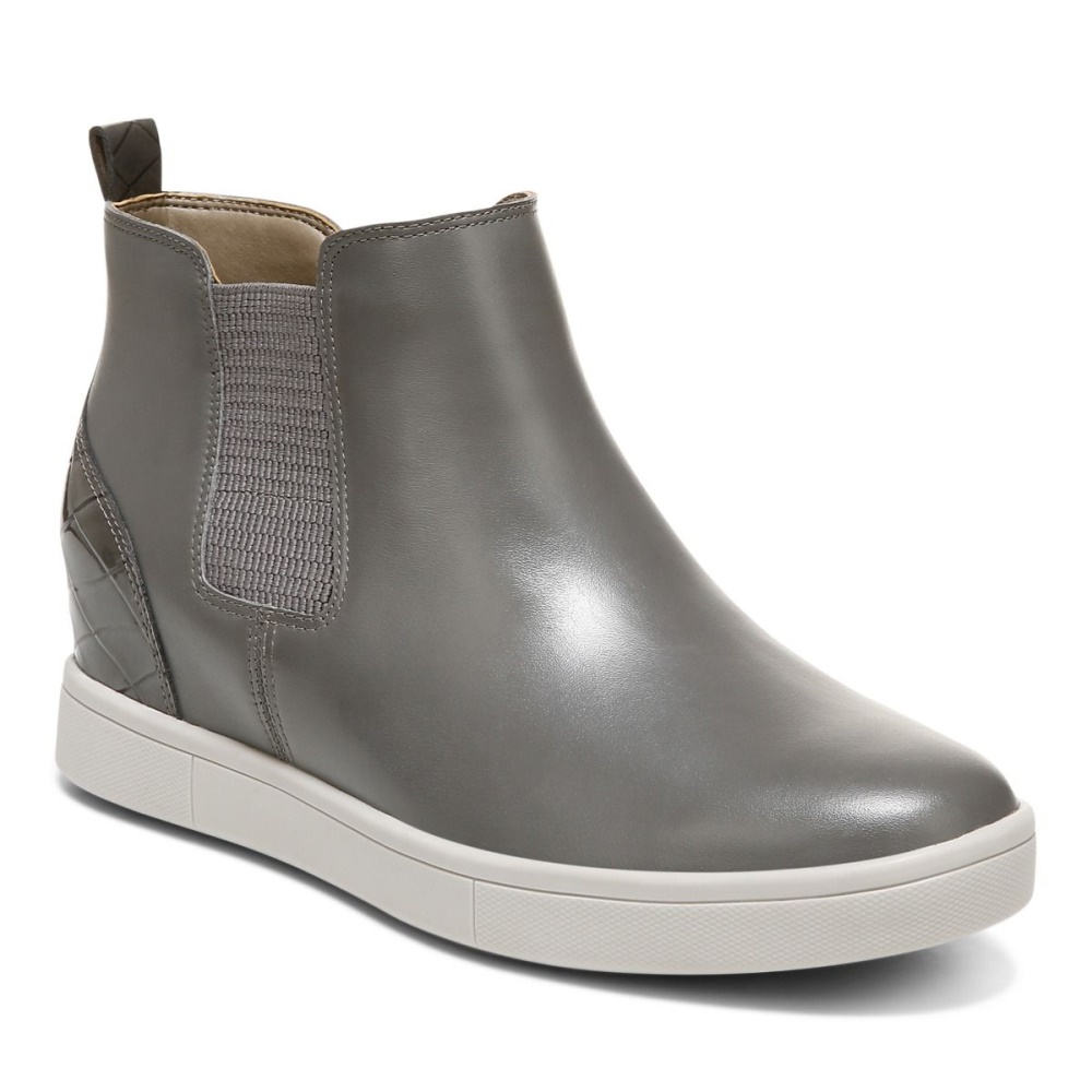 Mickie Boot Charcoal Vionic